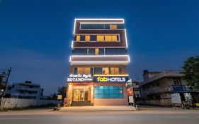 Fabhotel Rotano Suites - Yelahanka